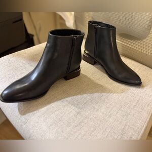NWOT Alfani Womens Amyy Zipper Ankle Bootie Size 6.5 Black MSRP $99